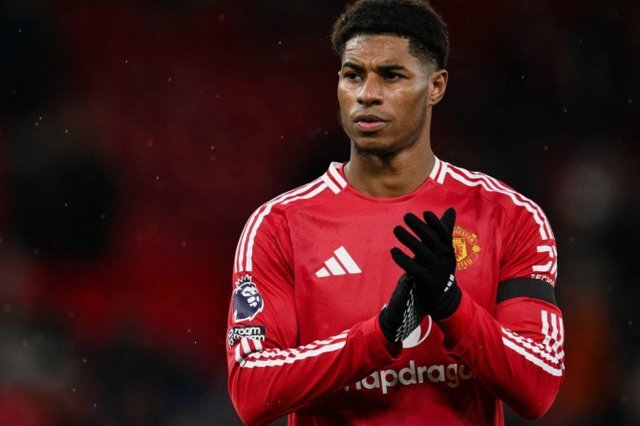 世体：拉什福德仍希望留在巴萨，暂未想过再次为曼联效力