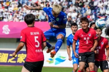 半场：南京1-1常州，吴浩民、滕帅破门，马辅渔错失良机