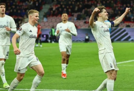 维拉4-1森林进欧联决赛战弗莱堡 三级欧战决赛英超霸榜
