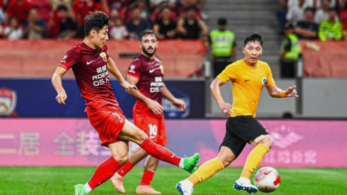 蓉城0-0战平海港 颜骏凌神扑拒失良机