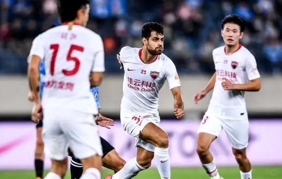 杨翼：特谢拉康复顺利不日回归，李可恐因伤病又将缺战