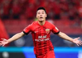 海港主场德比战2-0首胜申花