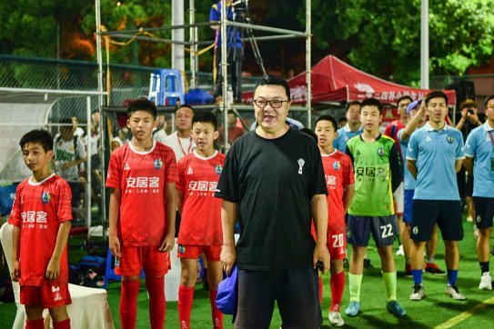 董路足球小将外援类比职业队显功利底色